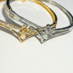 V shaped bracelet - Image 3