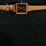 Women unique square dail watch - Image 5