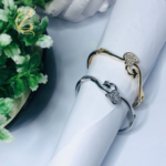 Heart shape Crystal Bracelet - Image 4