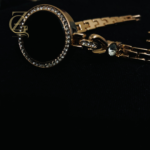 Women touch screen round watch - Image 6