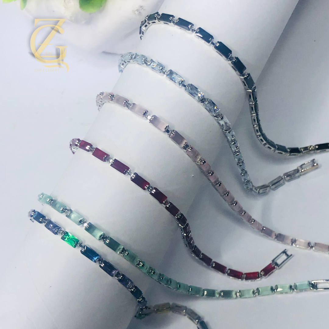 435 Cubic Zirconia Crystal Chain - Image 1