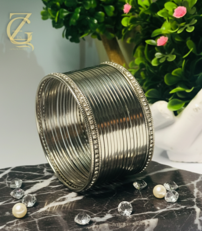 Selvar Metal Bangles – Stylish & Durable Bangle Set for Women