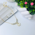 Gen Z Cloxet White Shell Clover & Baguette Necklace - Image 7