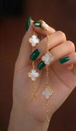 Elegant reversible bracelet for women in Pakistan